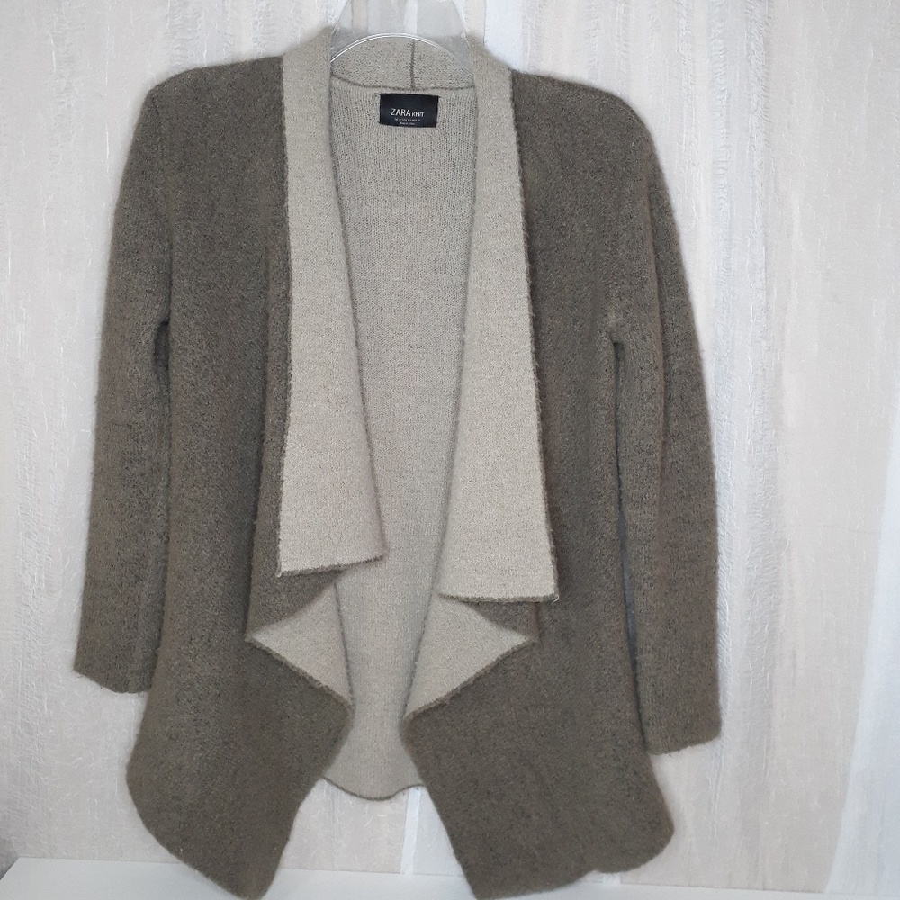 Zara knit Khaki/Cream color‎ Cascade Front Sweater
